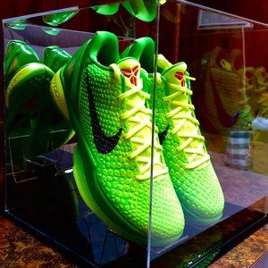 Kobe Protro 6 Grinch (2020)